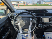 Finance this vehicle! Apply at stonebridgeauto.com 2016 Toyota Prius C Technology with 155000km. 1.5... (image 8)