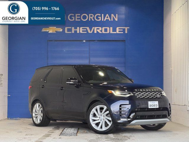 2023 Land Rover Discovery Metropolitan Edition- Pano Roof in Cars & Trucks in Barrie
