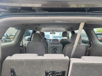 GARANTIE 1 ANS CREDIT DIRECT EN LIGNE AU WWW.AUTO-INTERNET.CA WOW 2017 KIA SEDONA TOUT EQUIPE 8 PASS... (image 5)