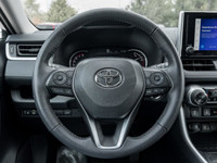 Reverse Camera, Clean Car fax Report and Accident free, Moonroof, One Owner, Priced Below Current Ma... (image 9)