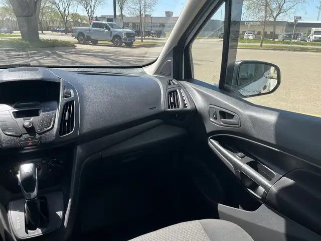 2016 Ford Transit Connect Passenger Wagon 4dr Wgn XL 7 PASSENGER dans Autos et camions dans Saskatoon - Image 20