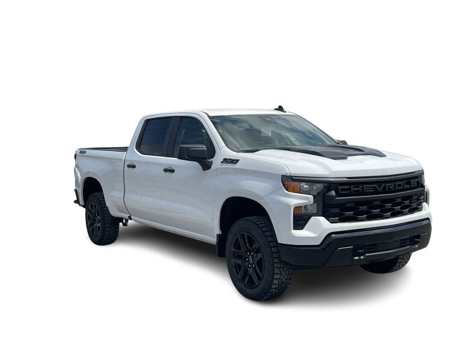2025 Chevrolet Silverado 1500 Custom Trail Boss in Cars & Trucks in City of Montréal - Image 2