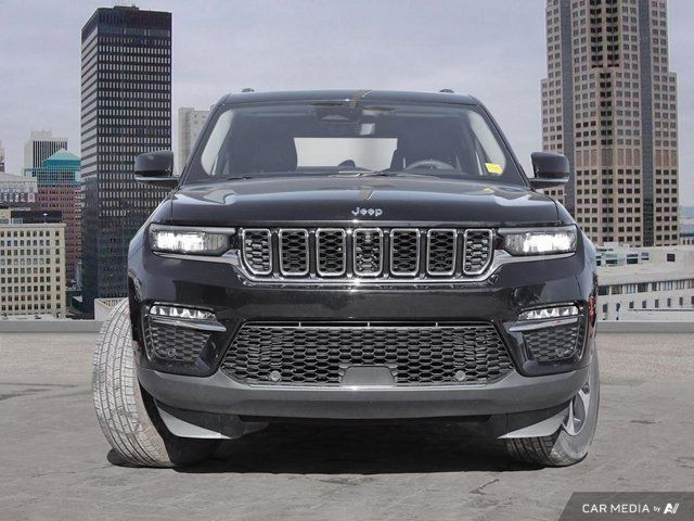 2023 Jeep Grand Cherokee 4xe Plug-In Hybrid AWD | No Accidents in Cars & Trucks in Calgary - Image 2