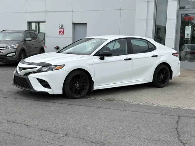 Toyota Camry SE boîte de vitesses automatique 2020 à vendre in Cars & Trucks in City of Montréal - Image 3