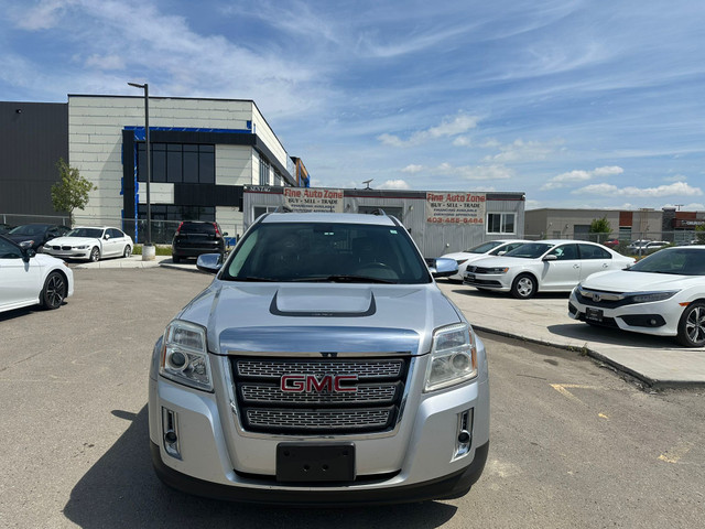 2011 GMC Terrain SLT AWD V6 :: Low Mileage, No Reported Accident in Cars & Trucks in Calgary - Image 2