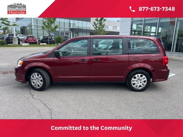 2019 Dodge Grand Caravan CVP/SXT *TWO SETS OF TIRES in Cars & Trucks in Markham / York Region - Image 3