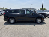 ENGINE: 3.6L PENTASTAR VVT V6 W/ESS (STD),DIAMOND BLACK CRYSTAL PEARL,BLACK SEATS,TRANSMISSION: 9-SP... (image 3)