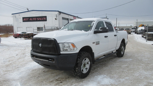 2013 Dodge RAM 3500 ST CREW CAB PICKUP TRUCK in Cars & Trucks in Edmonton - Image 2