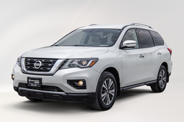 2017 Nissan Pathfinder SL Awd 4X4 / Cuir / Toit Ouvrant / Blueto in Cars & Trucks in City of Montréal
