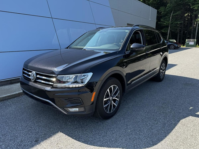 Volkswagen Tiguan Comfortline 4MOTION Mags Cuir Toit Panoramique in Cars & Trucks in Trois-Rivières