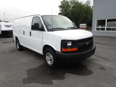 2020 CHEVROLET EXPRESS 2500 LONGUE 10' (WB:135''), V-6 4.3L, TRANSMISSION 8 VITESSE, CAMERA DE RECUL...