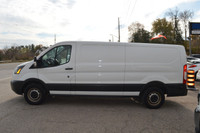 Price Reduced to $20,950.00!!!!!!!!!! Clean Carfax, Backup Camera, Bluetooth, Cruise control ,A/C ,... (image 1)
