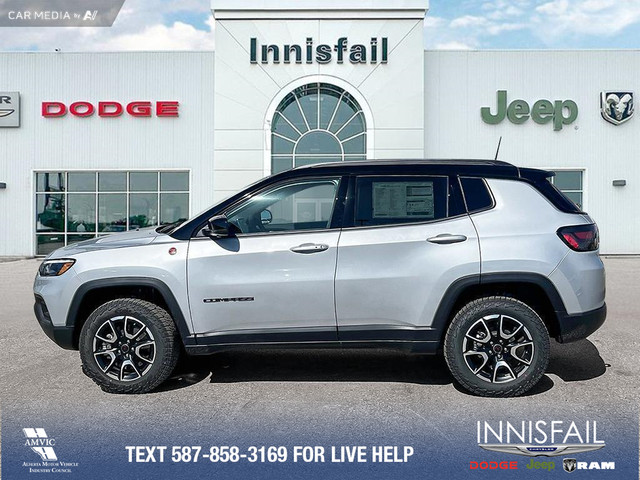 2025 Jeep Compass Trailhawk TRAILHAWK ELITE, SUN AND SOUND GROUP in Cars & Trucks in Red Deer - Image 4