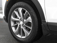 AWD, Android Auto / Apple CarPlay, Automatic Climate Control, Hands-Free Liftgate, Lane Departure Wa... (image 8)