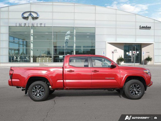 2023 Toyota Tacoma SR5 | 4X4 | Crew Cab | No Accidents in Cars & Trucks in London - Image 2