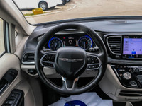 Bright White Clearcoat 2022 Chrysler Pacifica 9-Speed Automatic Pentastar 3.6L V6 VVTAll vehicle com... (image 2)