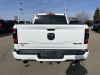 25L Preferred Package *Premium Low-Back Bucket Seats *Sport Performance Hood *Dual Zone Climate Cont... (image 7)