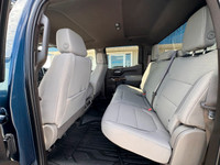 2022 GMC Sierra 1500 SLE 5.3L V8 Crew Cab for sale at Pacific Motors near Winnipeg, MB Features:Engi... (image 8)
