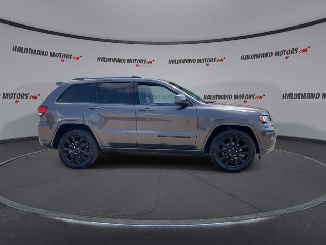 2019 Jeep Grand Cherokee Altitude 4x4 in Cars & Trucks in Hamilton - Image 2