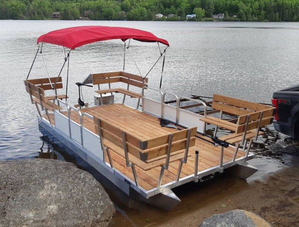 2023 Wolffrave Pontoon / Dock HBR14 - BECK in Powerboats & Motorboats in St. Albert