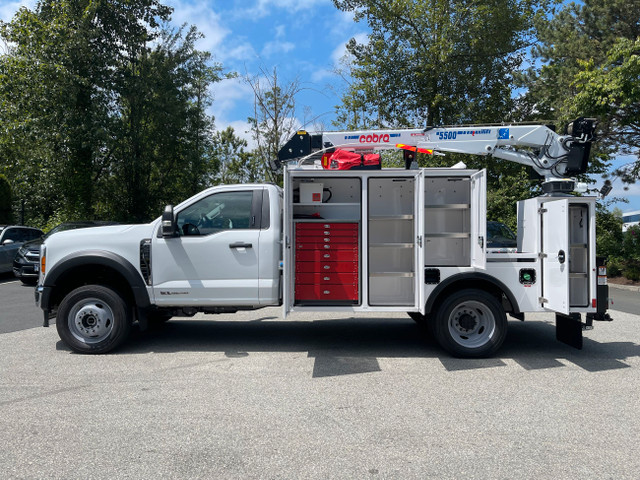 2025 Ford F550 Regular Cab Mechanics Service Deck Truck Package in Heavy Trucks in Calgary - Image 3