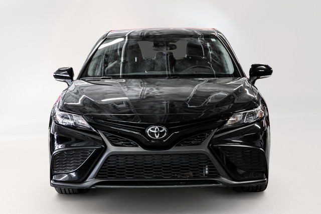 2023 Toyota Camry SE | AWD | SIÈGES SOFTEX CHAUFFANTS | CARPLAY  in Cars & Trucks in City of Montréal - Image 2