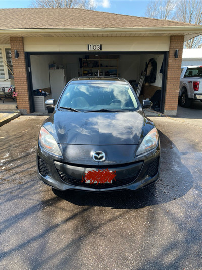 2013 Mazda 3 GS-SKY