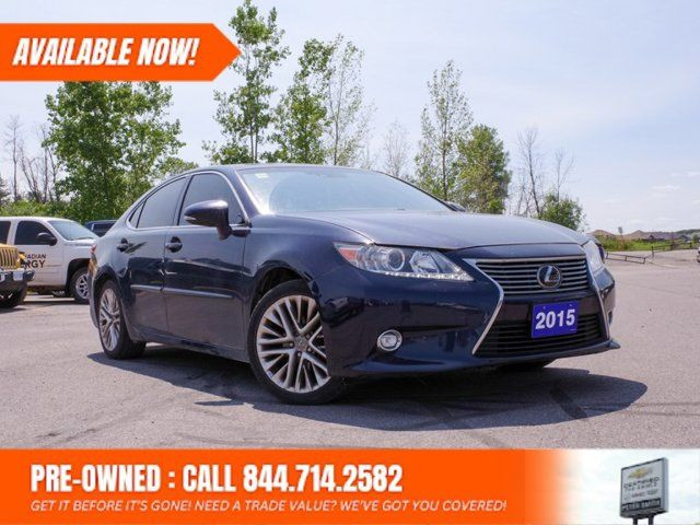2015 Lexus ES 350 - Heated Leather and Genuine Wood Steering in Cars & Trucks in Belleville