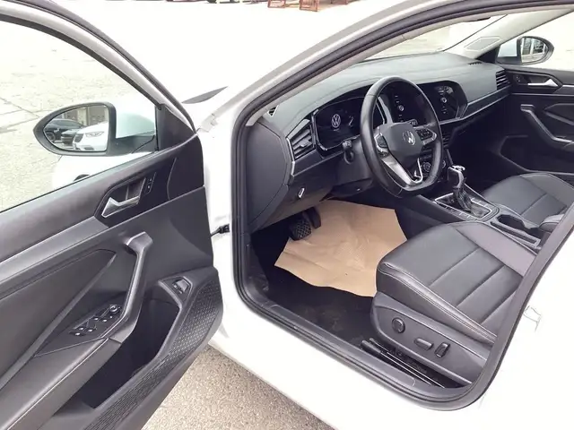 2024 Volkswagen Jetta COMFORTLINE, LEATHER, REMOTE START dans Autos et camions dans Région d’Oakville/Halton - Image 14