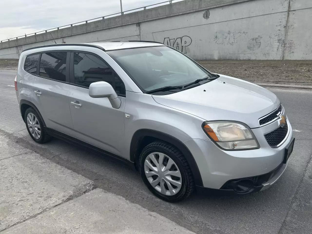 2013 CHEVROLET Orlando LT in Cars & Trucks in Longueuil / South Shore - Image 2