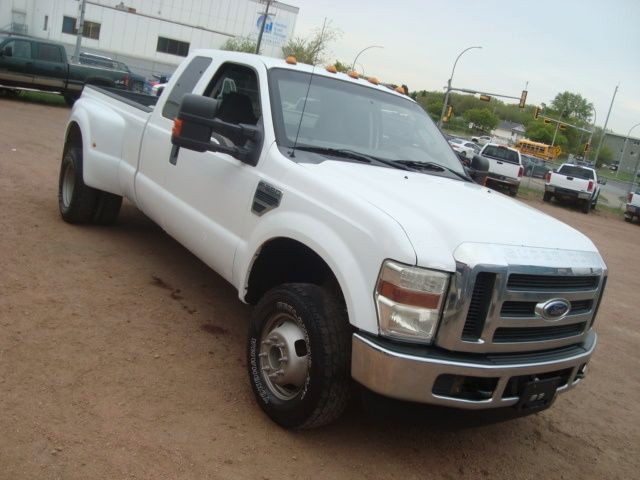 2009 Ford Super Duty F-350 DRW 4x4 SUPER CAB DRW LONGBOX in Cars & Trucks in Edmonton - Image 4