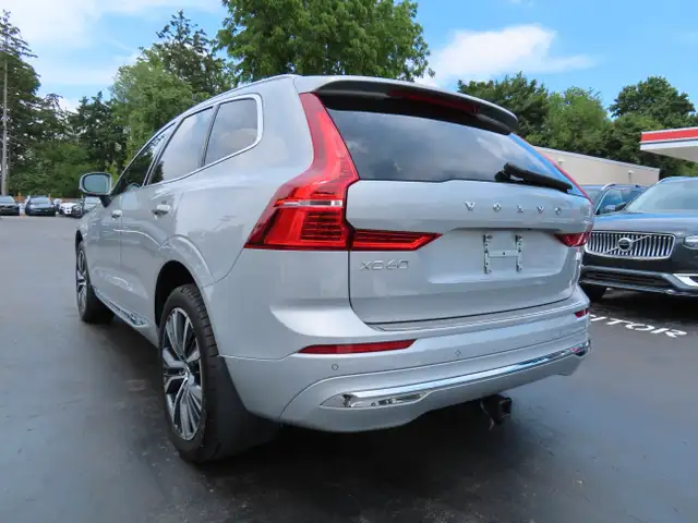 2022 Volvo XC60 Recharge T8 eAWD PHEV Inscription Expression - L dans Autos et camions dans Région d’Oakville/Halton - Image 14