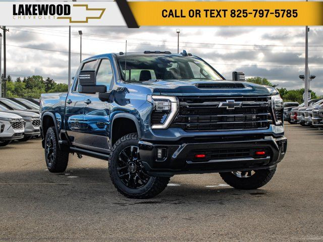 2025 Chevrolet Silverado 3500HD LTZ | Tonneau Cover in Cars & Trucks in Edmonton