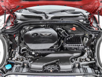 2015 Mini Cooper Hardtop - Red on Black Leather Interior - Loaded with Sunroof, Heated Seats, Alloy... (image 6)