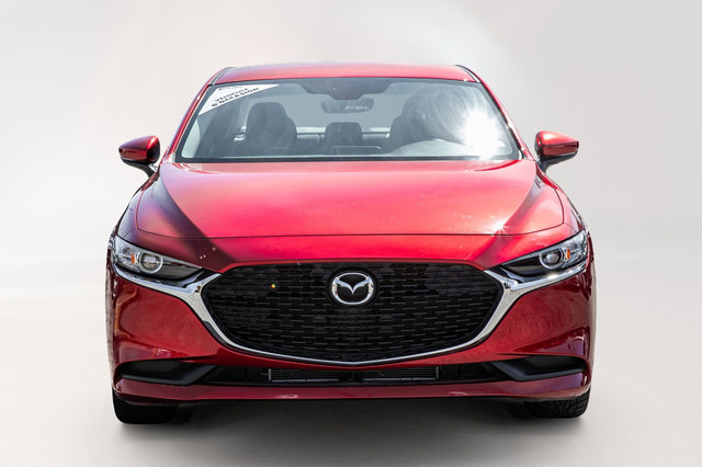 2021 Mazda Mazda3 GX  SIEGES CHAUFFANT TISSUE | CAM | CARPLAY UN in Cars & Trucks in City of Montréal - Image 2