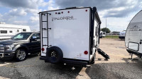 Palomino Trailer PAT186RBS Enjoy the luxury of having both a dinette and a couch in this just under... (image 2)
