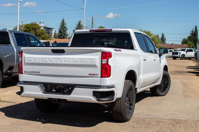 2025 Chevrolet Silverado 1500 Crew RST 4WD in Cars & Trucks in Edmonton - Image 4