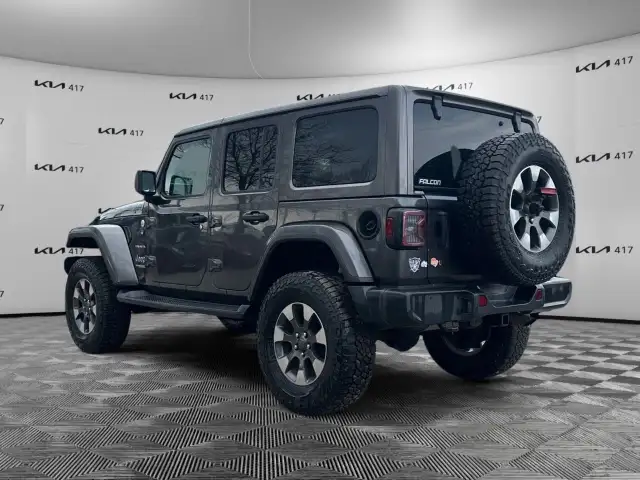2018 Jeep Wrangler Unlimited in Cars & Trucks in Ottawa - Image 4
