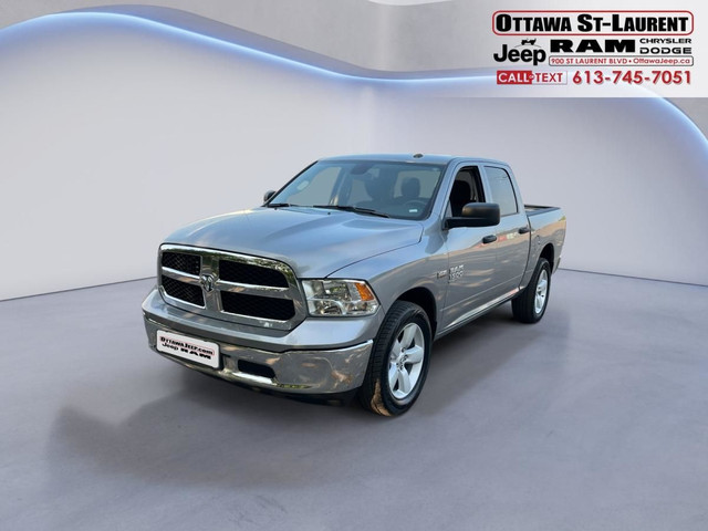2023 RAM RAM 1500 Classic Crew Cab 4x4 (DS) SLT (140.5 in Cars & Trucks in Ottawa - Image 3