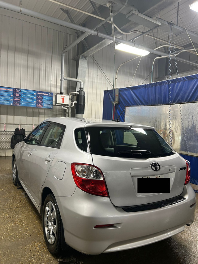 2012 Toyota Matrix in Cars & Trucks in Edmonton - Image 2