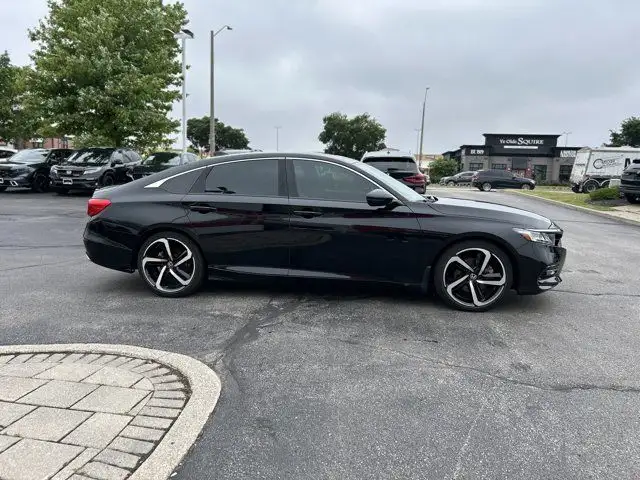 2020 Honda Accord Sedan Sport in Cars & Trucks in Hamilton - Image 5