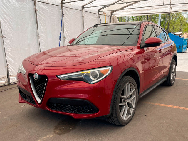 2018 Alfa Romeo Stelvio TI SPORT AWD *TOIT* KARDON *CUIR* NAV *G in Cars & Trucks in Laurentides