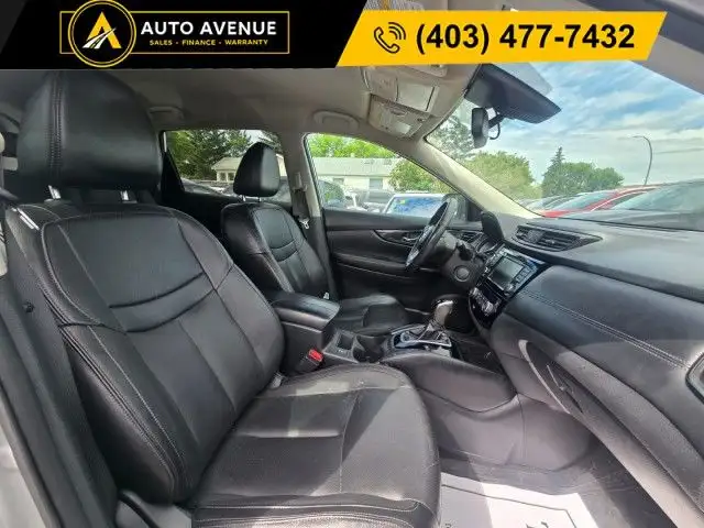 2018 Nissan Rogue SL - HEATED STEERING WHEEL, LEATHER HEATED SEA dans Autos et camions dans Calgary - Image 17