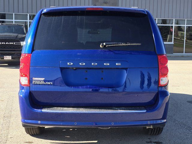 2019 Dodge Grand Caravan 35th Anniversary in Cars & Trucks in Grande Prairie - Image 4