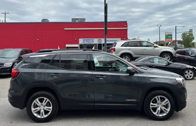 Gmc Terrain SLE AWD 2018 in Cars & Trucks in Laval / North Shore - Image 8