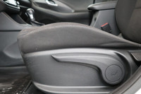 VÉHICULE AVEC UN SEUL PROPRIÉTAIRE ET JAMAIS ACCIDENTÉ!! A/C, GROUPE ELECTRIQUE, CAMERA DE RECUL, BL... (image 5)
