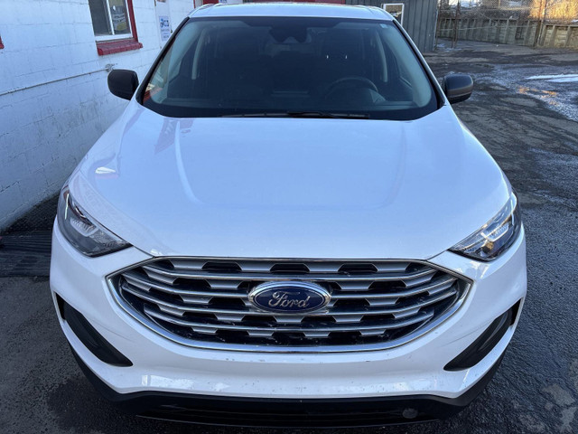 2022 Ford Edge SE | AWD | HEATED SEATS | BIG SCREEN | 2.0L FUEL  in Cars & Trucks in Calgary - Image 2
