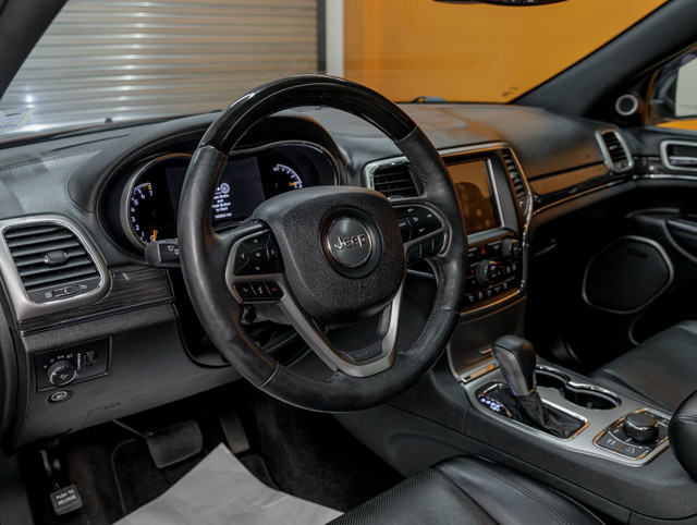 2018 Jeep Grand Cherokee OVERLAND 4X4 *TOIT* NAV *KARDON* SIEGES in Cars & Trucks in Laurentides - Image 2