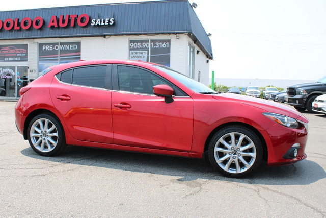 2016 Mazda MAZDA3 in Cars & Trucks in Oakville / Halton Region
