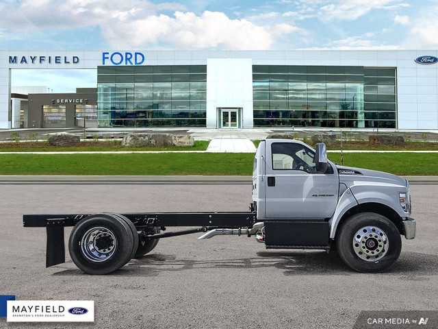 2026 Ford F750 Chassis Truck in Cars & Trucks in Mississauga / Peel Region - Image 3